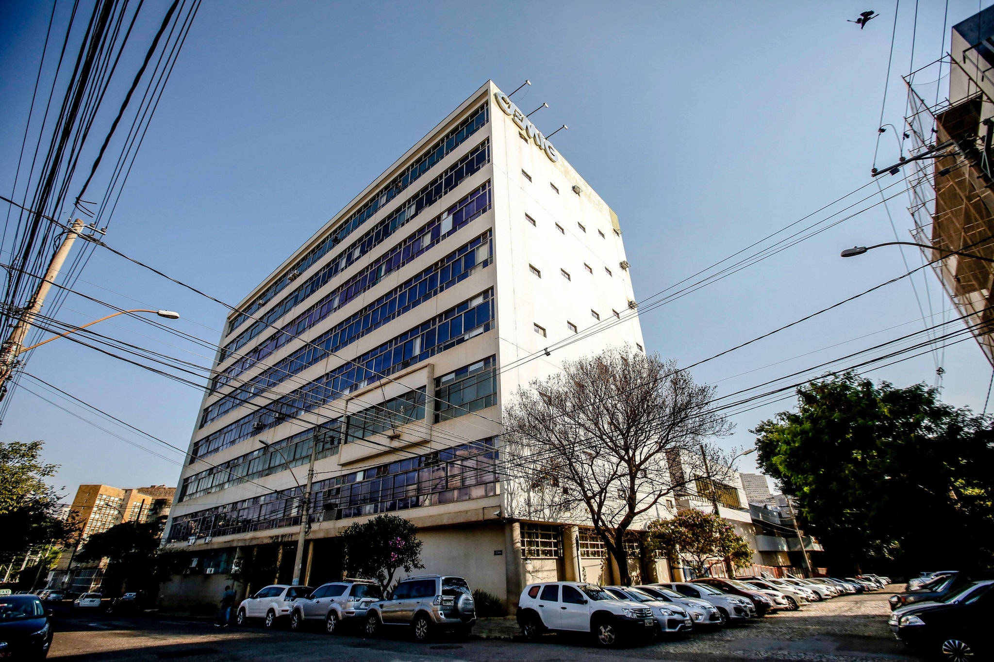 Prédio no bairro Floresta, em Belo Horizonte, foi oferecido com lance mínimo de R$ 29,8 milhões, mas "encalhou"