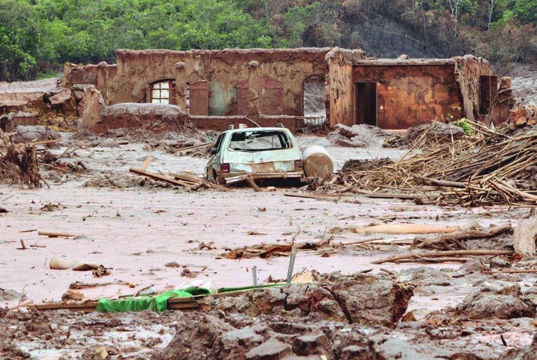  barragem de Fundão
