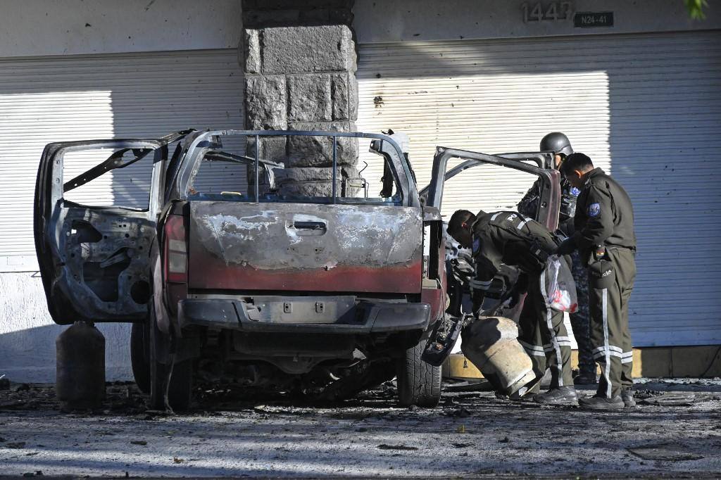 carro-bomba equador 3182023