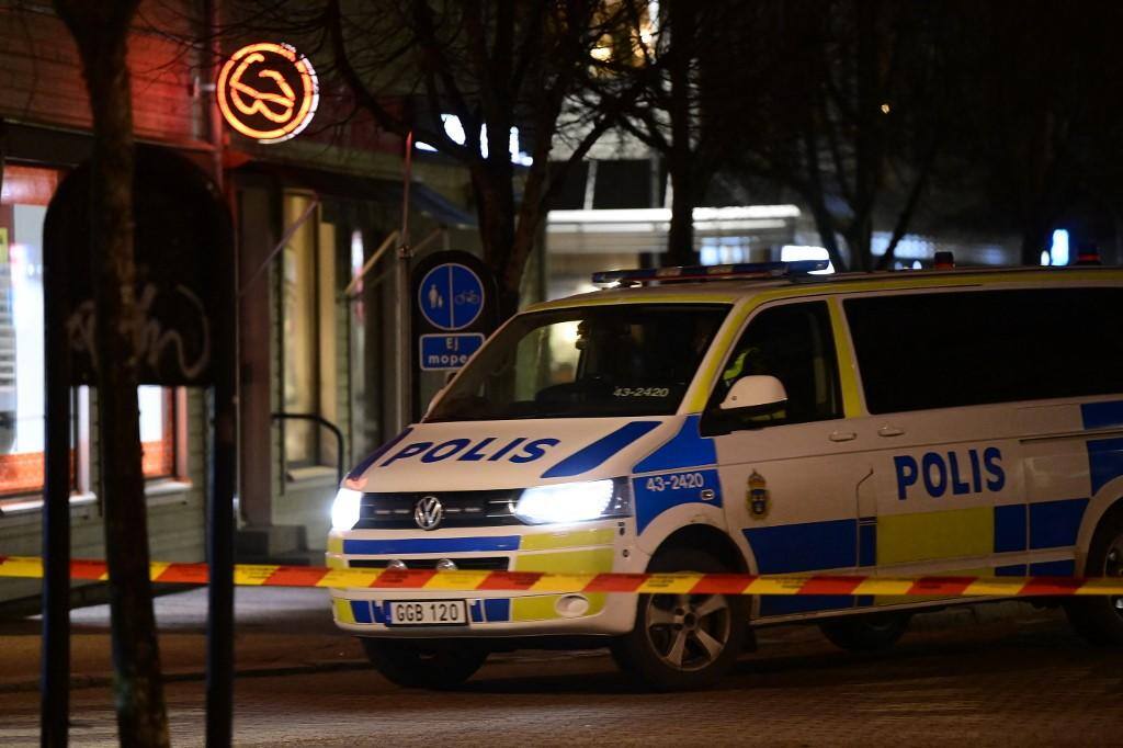 Oito pessoas ficam feridas na Suécia em suposto 'ataque terrorista'