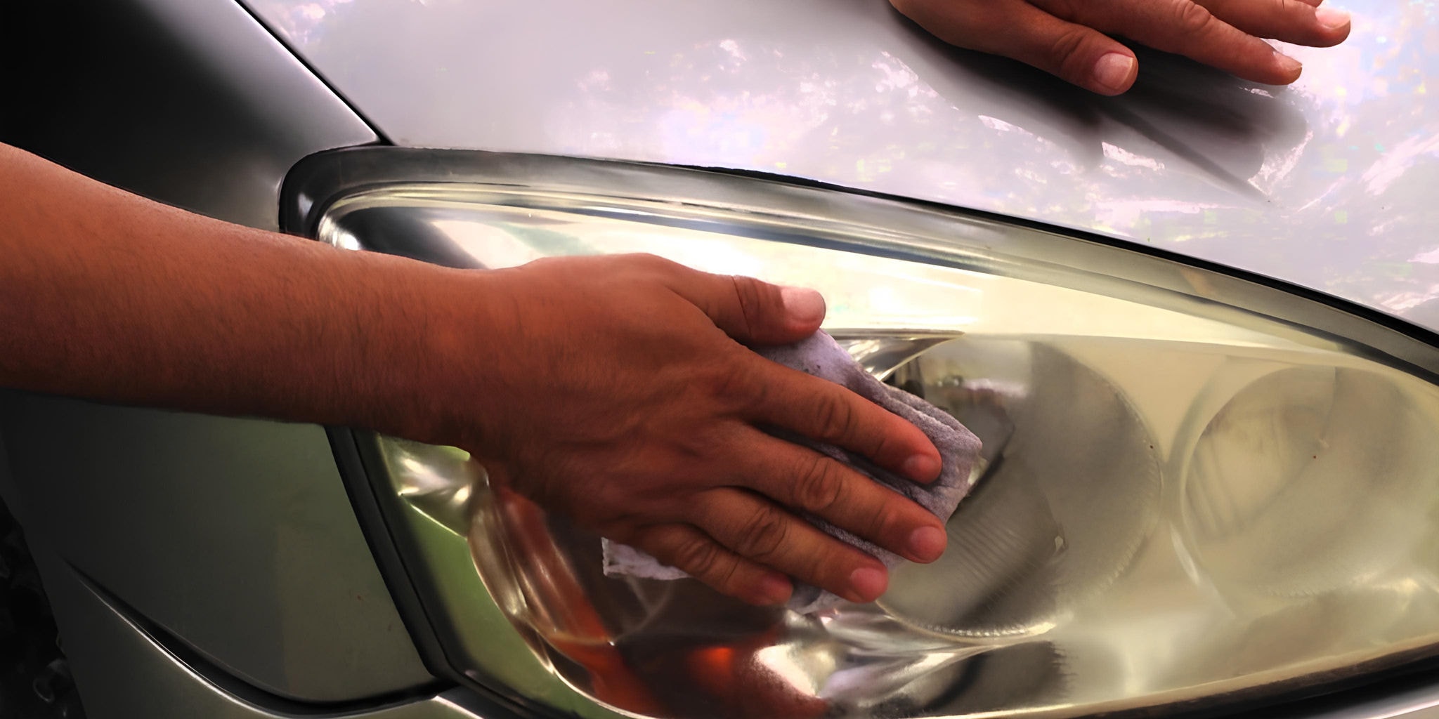 Farol amarelado ou embaçado costuma ter solução sem ter que trocar toda a peça