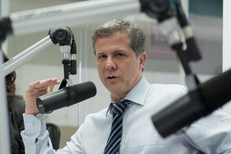 Radio - Contagem -  Minas Gerais
Vereador Leo Burgues em entrevista para o Cafe com politica 
 
Foto: Uarlen Valerio / O Tempo 08/08/2017
