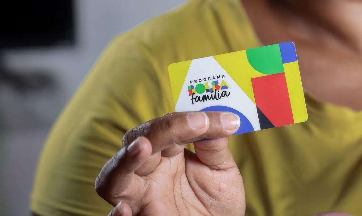 O Bolsa Família foi relançado em 2023