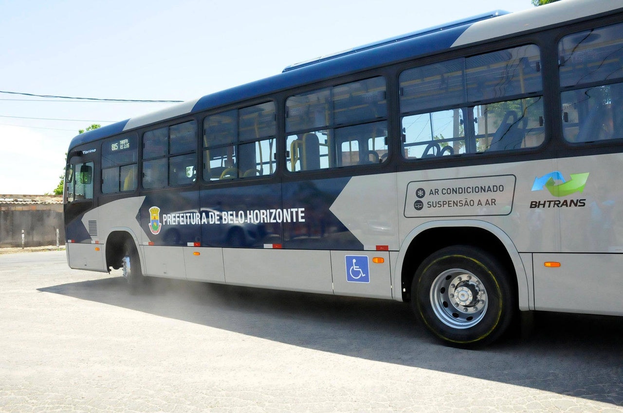 Proposta é para remunerar empresas de acordo com quilometragem percorrida pelos ônibus