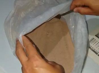 Maconha triturada em achocolatado