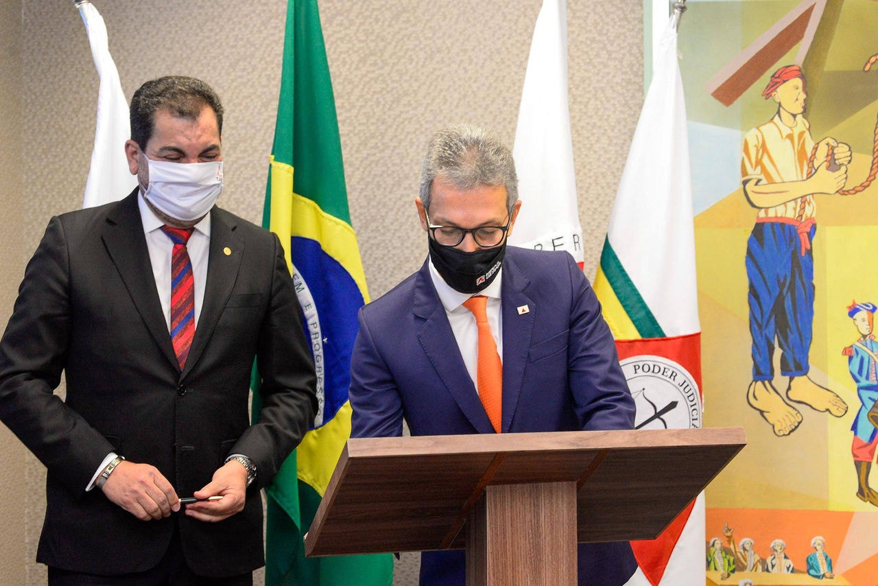 Zema assina acordo com o Judiciário
