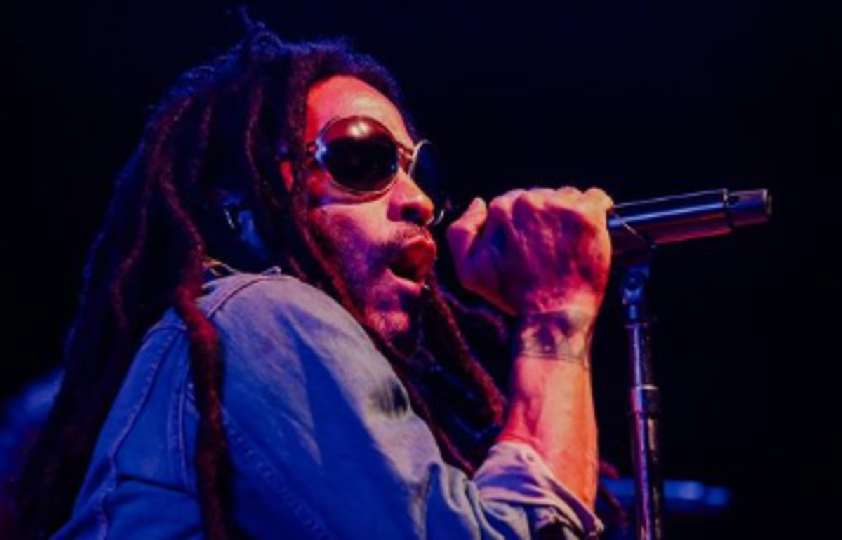 Lenny Kravitz completou 60 anos em maio e lançou  o seu 12º álbum de estúdio 