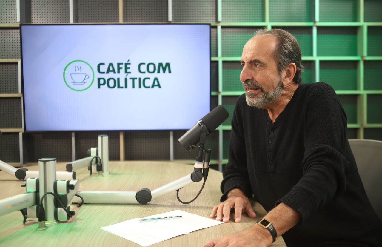 Ex-prefeito de Belo Horizonte Alexandre Kalil (sem partido) deve estar na disputa para o governo do Estado em Minas Gerais, nas eleições de 2026