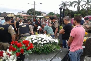 O enterro do militar aconteceu na cidade de Martinho Campos