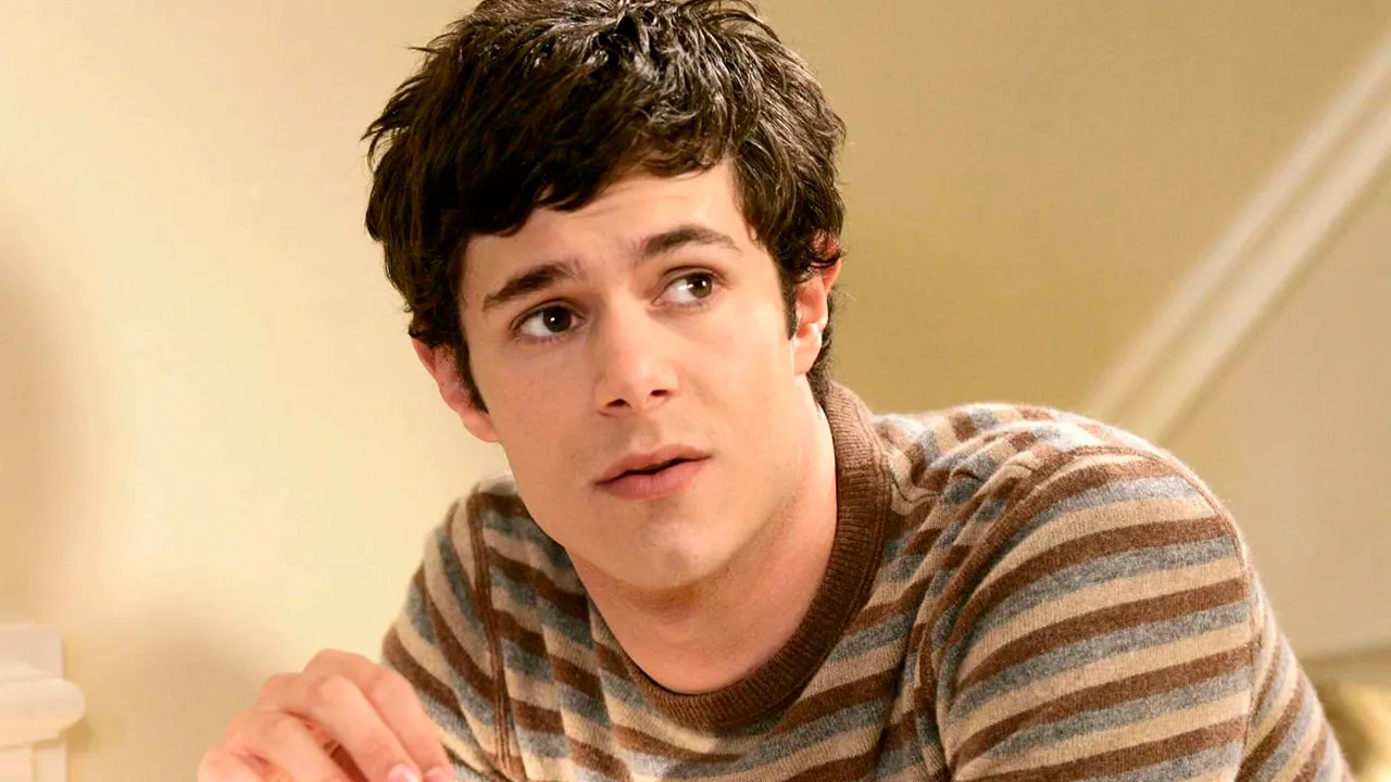 Adam Brody revela papel que mais quis na vida — e não era The O.C
