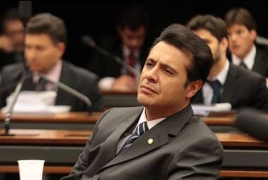 Marcelo Aguiar quer acabar com masturbação e pornografia