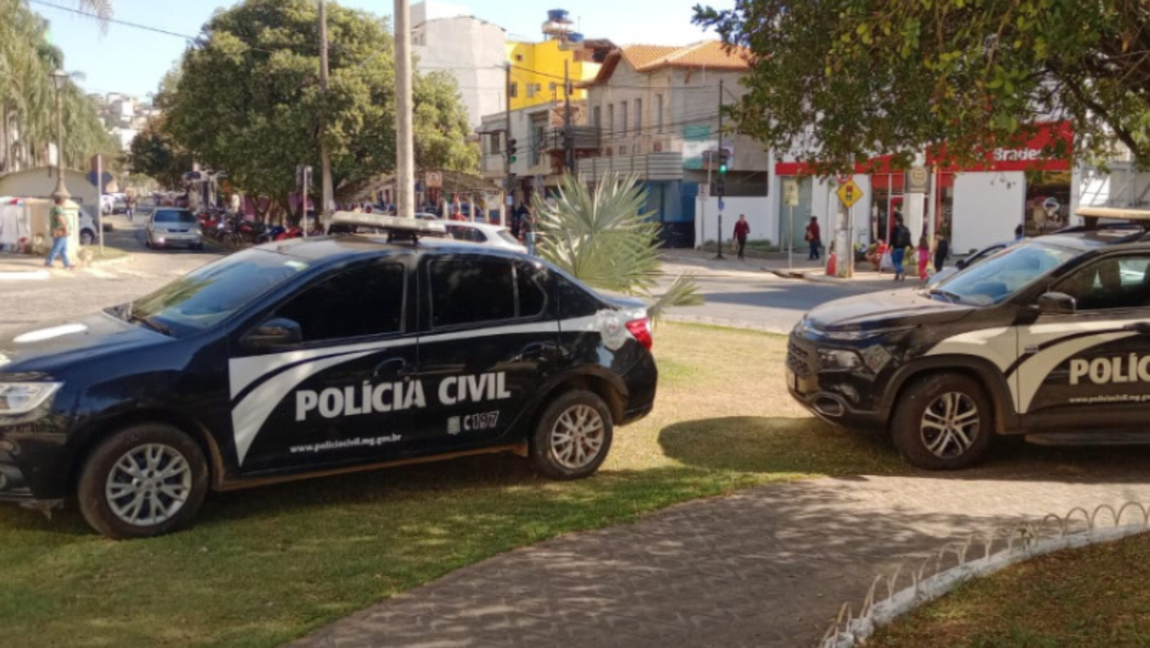 Agentes cumpriram mandados de prisão temporária e de apreensão