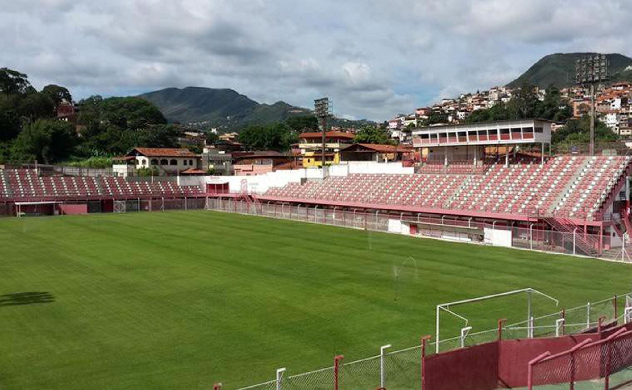 Estádio Castor Cifuentes, em Nova Lima, será palco do jogo-treino entre Galo e Leão