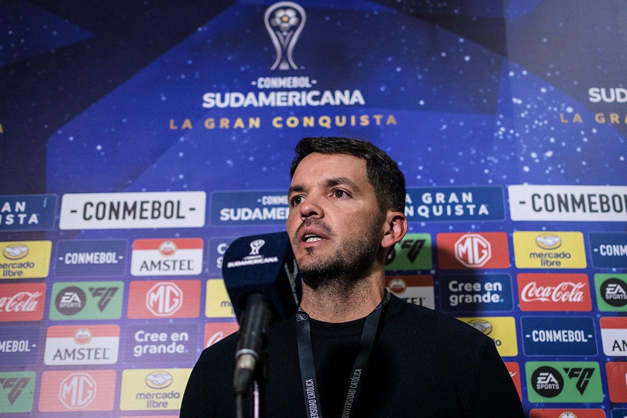 Larcamón chegou ao clube no início de 2024