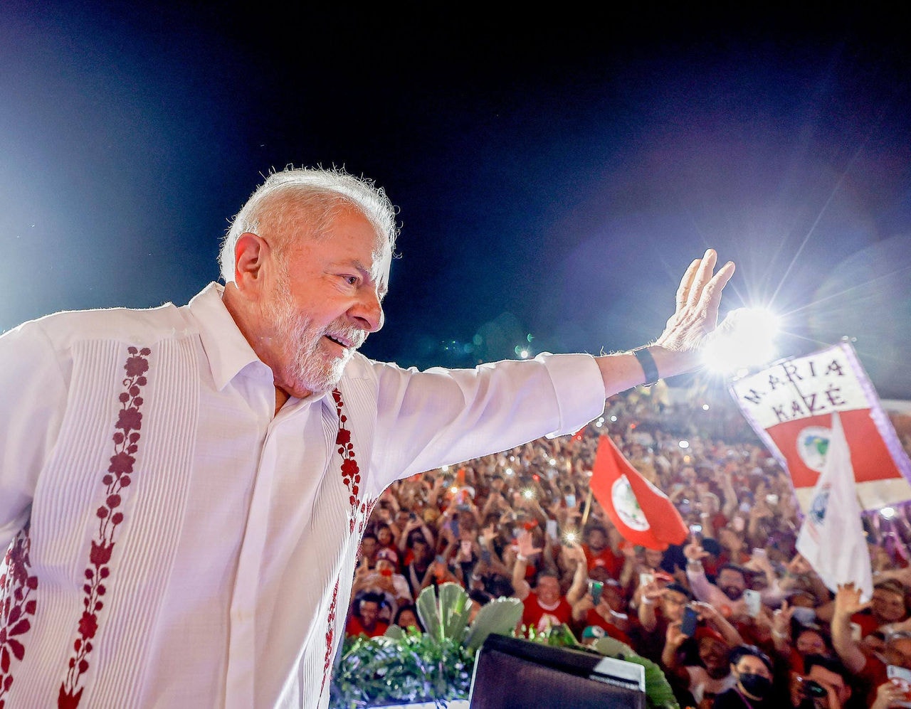 Lula registra candidatura à Presidência da República