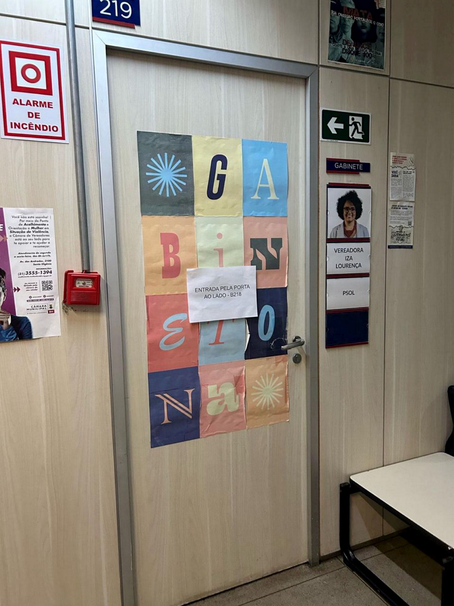 Cartazes da vereadora Iza Lourença (PSOL)