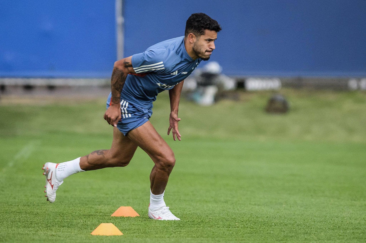 William, lateral-direito do Cruzeiro