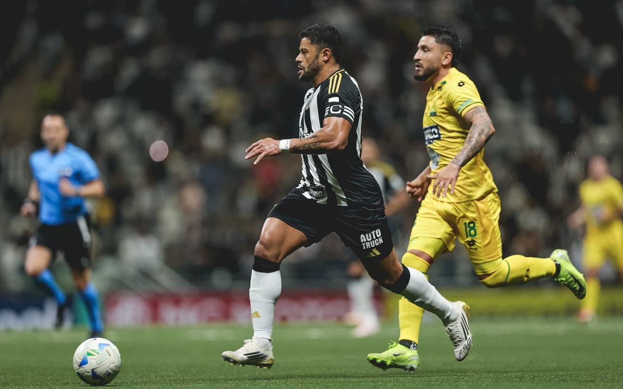 Hulk em ação contra o Bucaramanga (Foto: Divulgação / Atlético-MG)