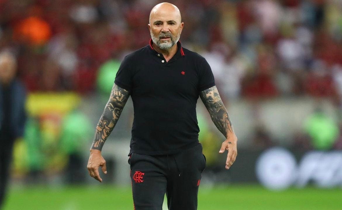 Jorge Sampaoli negou falar sobre o assunto Pedro após a vitória por 1 a 0 em cima do Olimpia