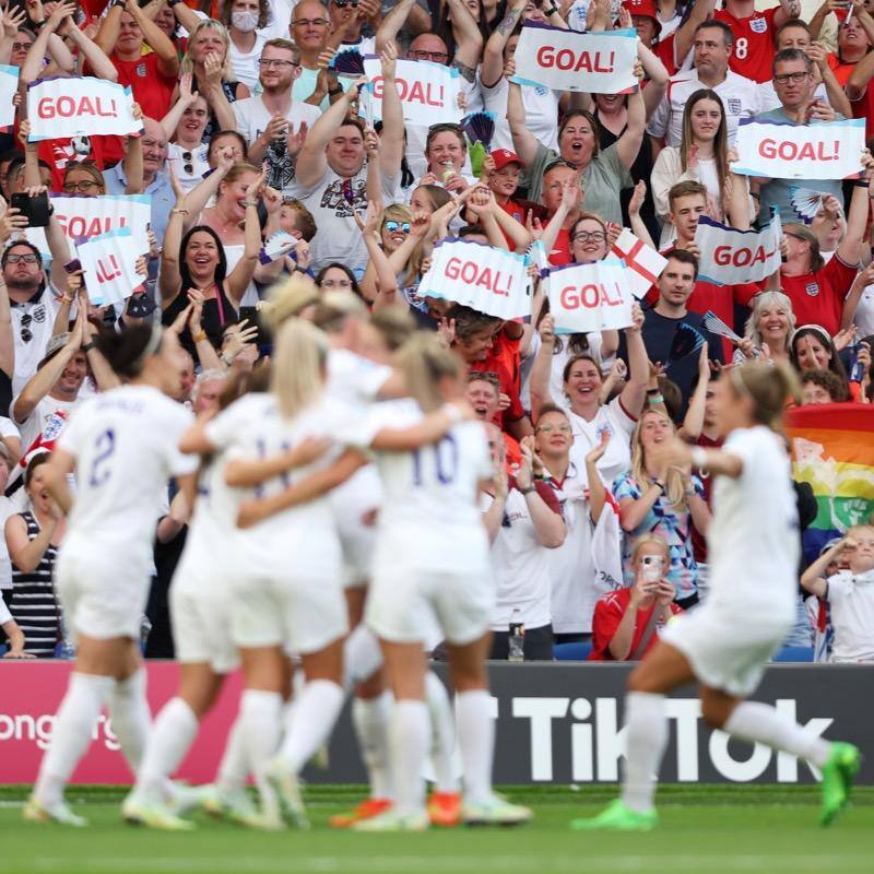 Edição de 2025 da Eurocopa feminina bateu recorde de público