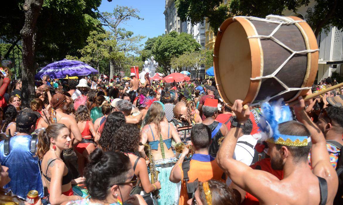 Expectativa é que o CarnaRio passe a integrar o calendário oficial de eventos da cidade Os blocos percorrerão a Marquês de Sapucaí, do Setor 1 até a Praça da Apoteose