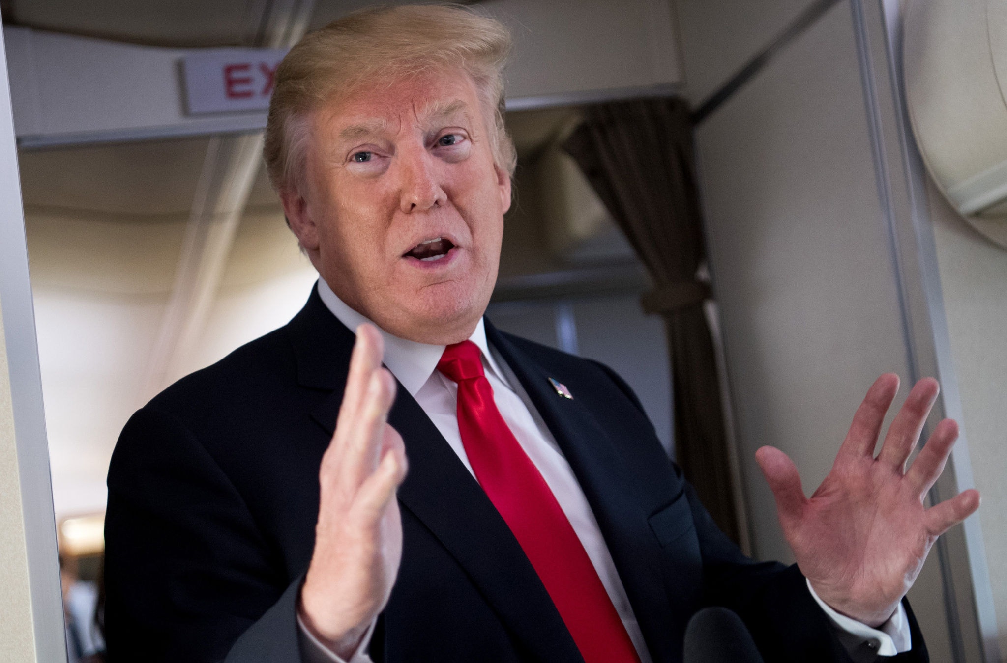 Trump afirmou que as políticas do Brasil representam uma "ameaça incomum e extraordinária" para os EUA