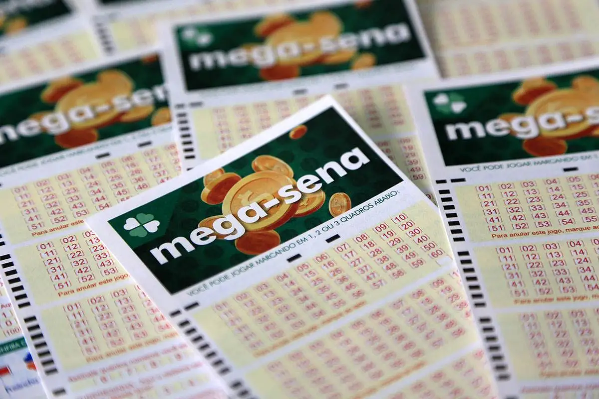 Quatro apostas de Minas acertam 5 números na Mega-Sena e quase levam R$ 55 milhões