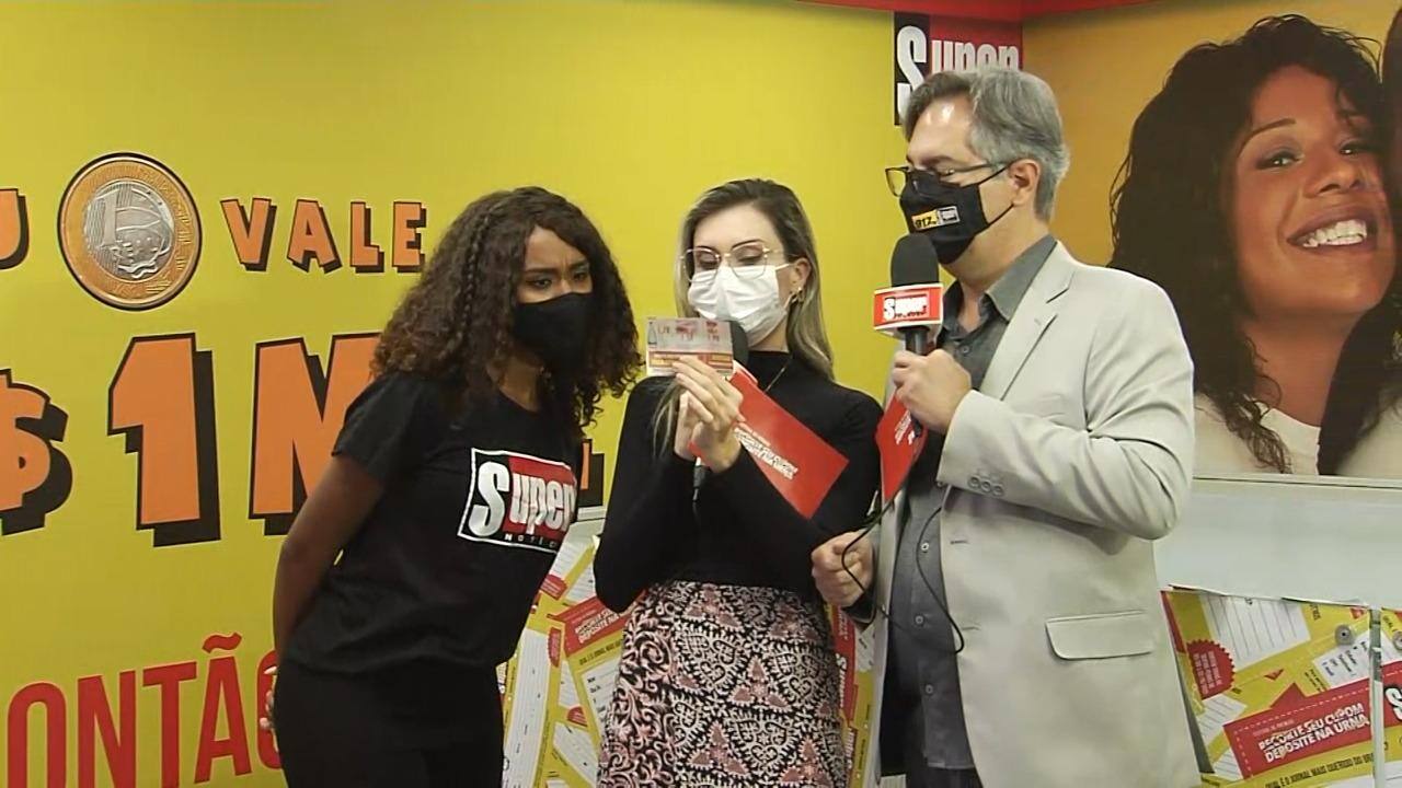 Paulo Roberto e Renata Zacaroni vão sortear os cupons