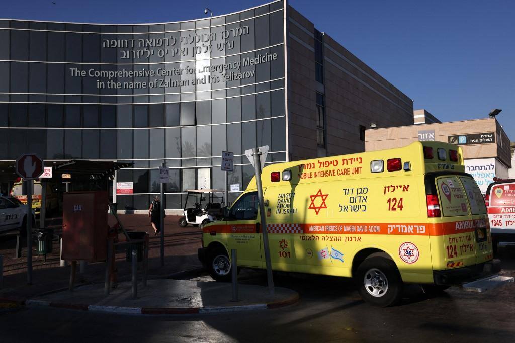 Netanyahu deixa o hospital onde estava internado