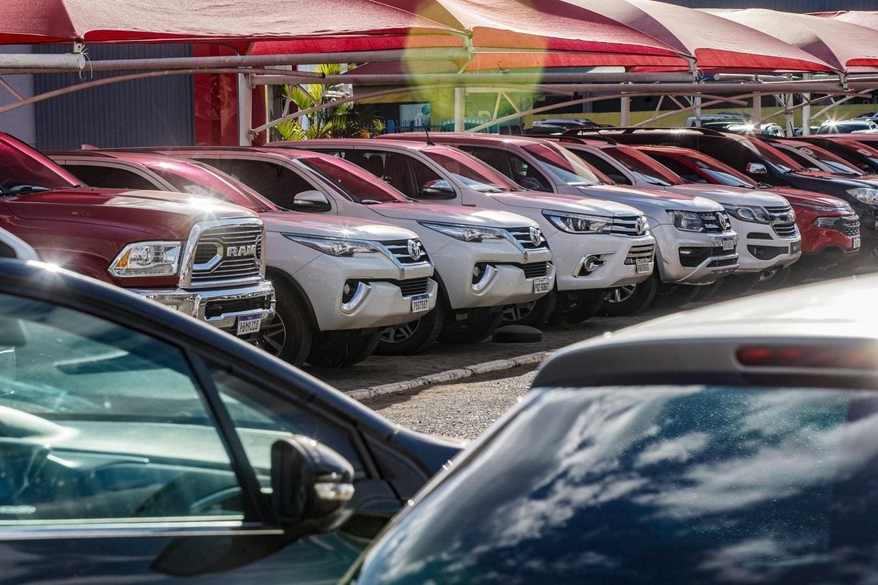 Imposto Seletivo, definido pela reforma tributária, será cobrado sobre carros