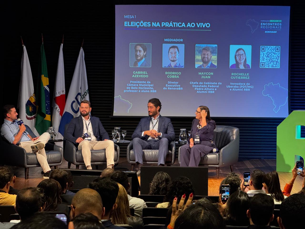 Durante o encontro regional do RenovaBR, alunos do movimento participaram de painéis com políticos e professores do curso de formação de candidatos