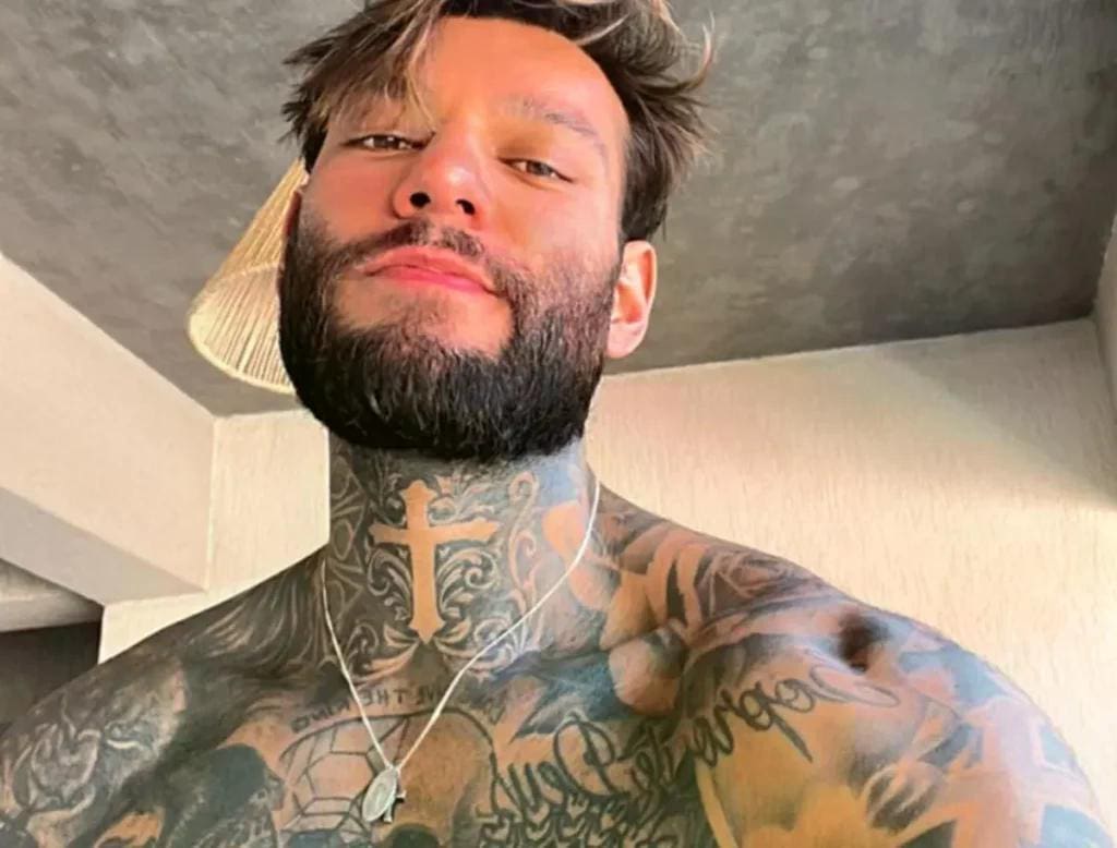 Lucas Lucco preocupa fãs com mensagem misteriosa na web: “Sinais”