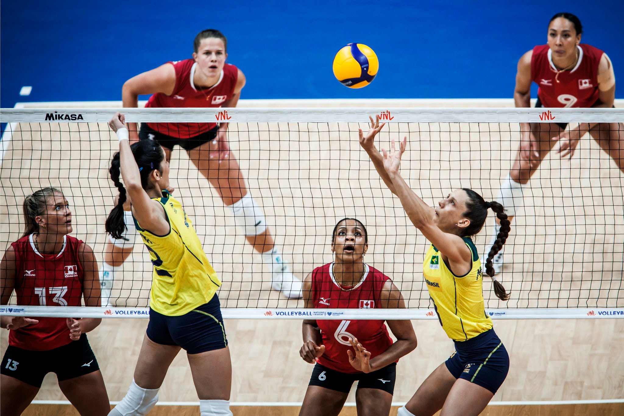 Brasil e Canadá se enfrentaram na estreia da Liga das Nações 2024