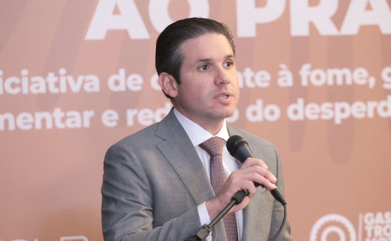 Presidente Hugo Motta (Republicanos-PB) desengavetou PEC da Blindagem e indicou relator de plenário para acelerar votação na Câmara dos Deputados