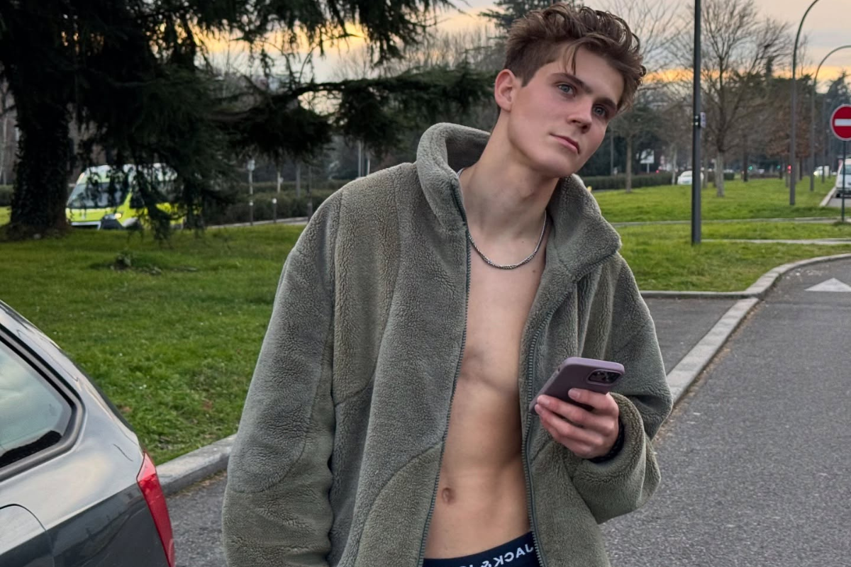 O influenciador Kurts Adams Rozentals