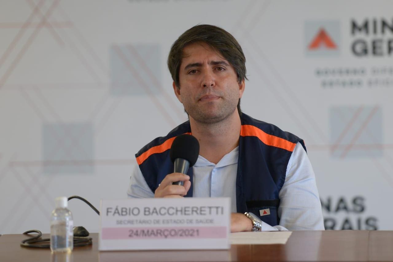 Secretário de Estado de Saúde, o médico Fábio Baccheretti