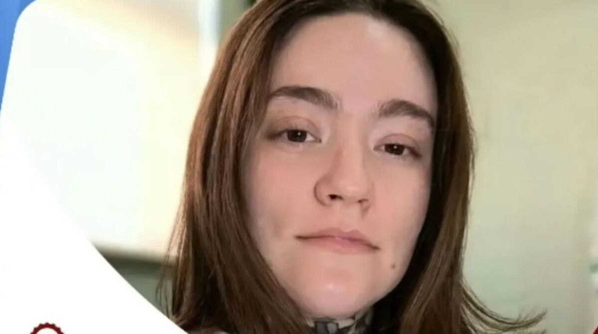 Jovem convive com a doença há 11 anos e já passou por mais de seis cirurgias
