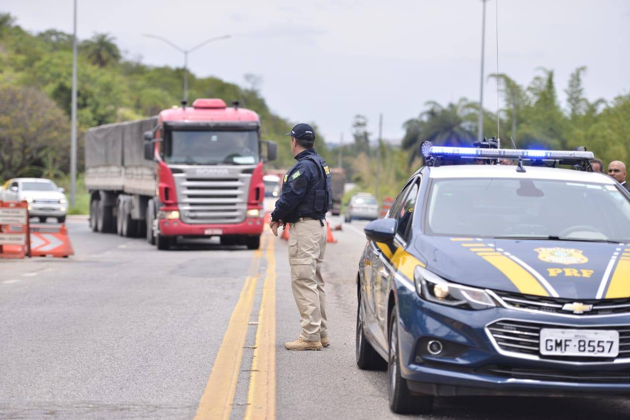 PRF reforça fiscalização nas BRs durante o feriado de proclamação da República