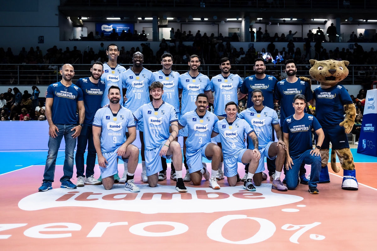 Elenco do Itambé Minas foi apresentado na Arena UniBH