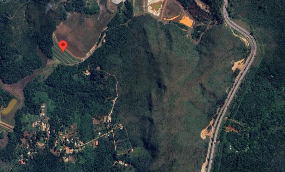 Barragem B1-A, da mineradora Emicon, está localizada perto da Fernão Dias 
