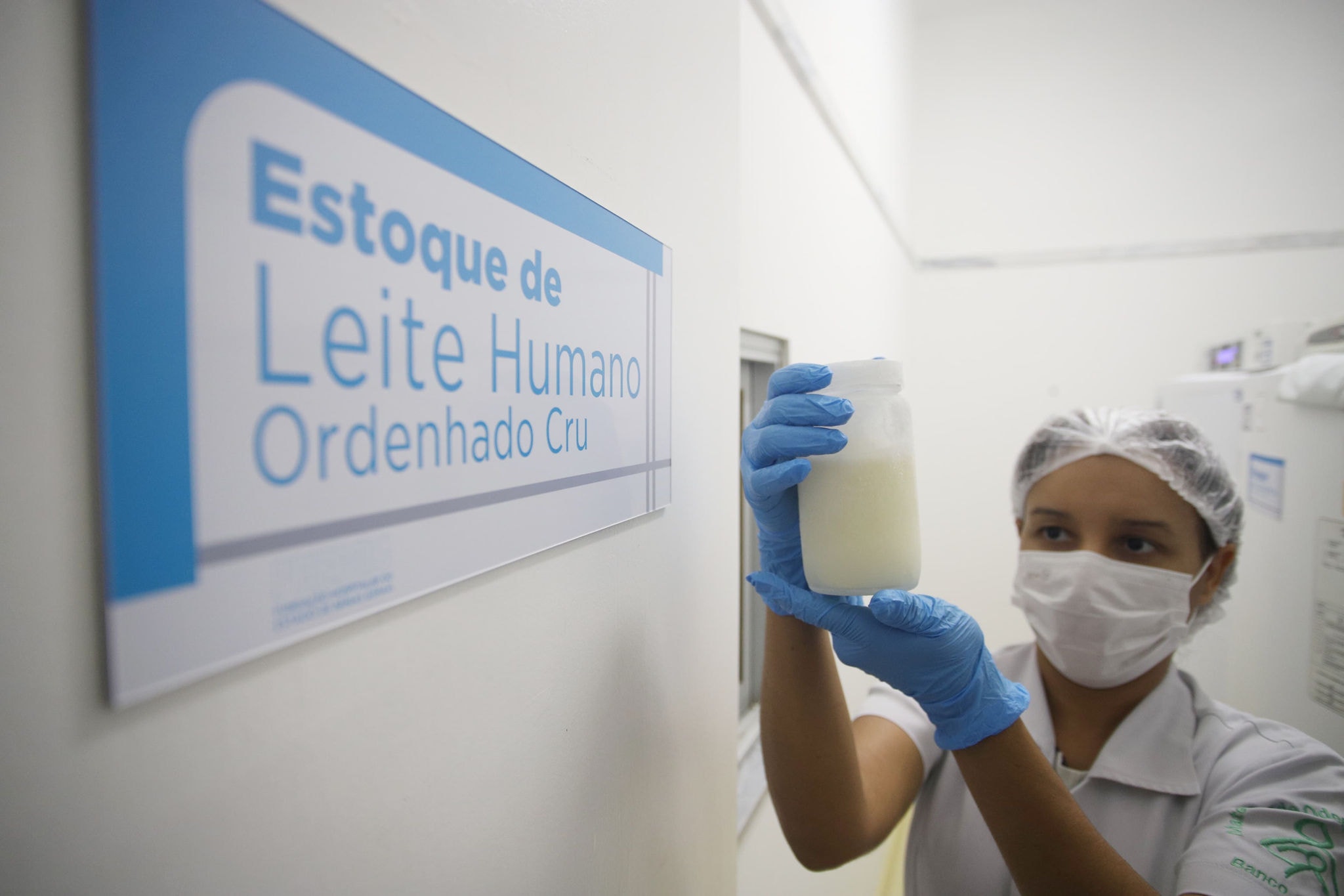 Mães e bebês participam de curso Bebê a Bordo, na Maternidade Odete Valadares (MOV)