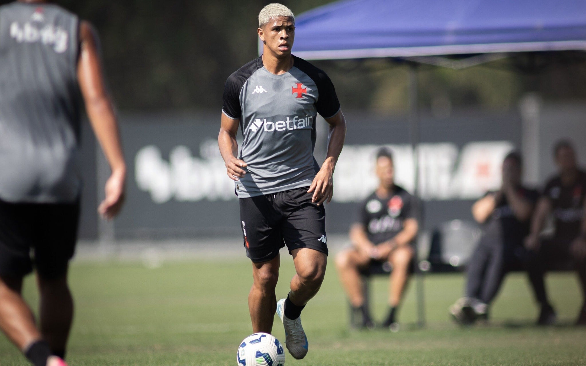Barros está de volta ao Vasco (Foto: Matheus Lima/Vasco)