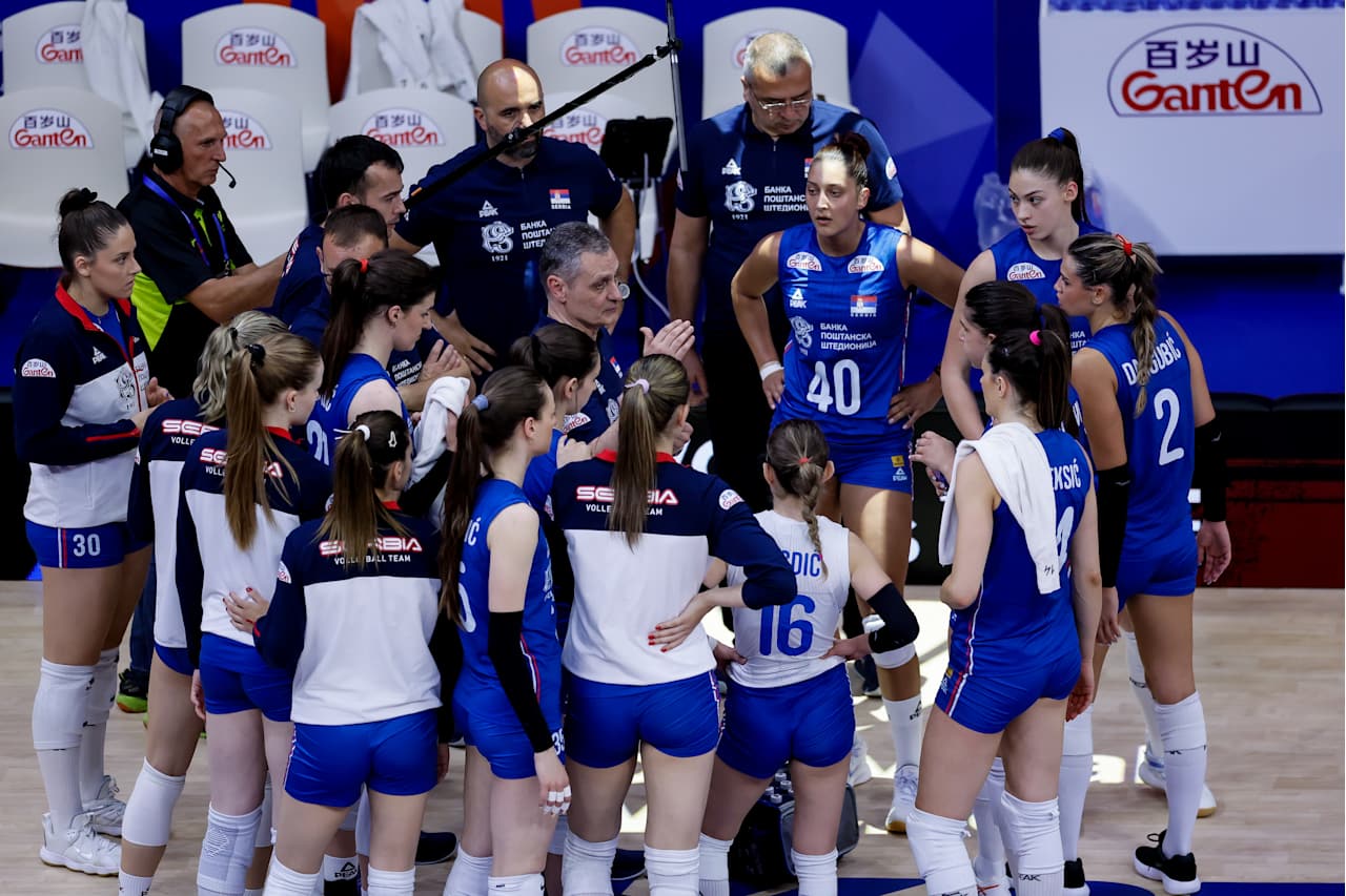 Sérvia/VNL