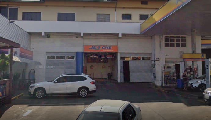 Espaço onde ocorreu a explosão em um posto de gasolina em Passos