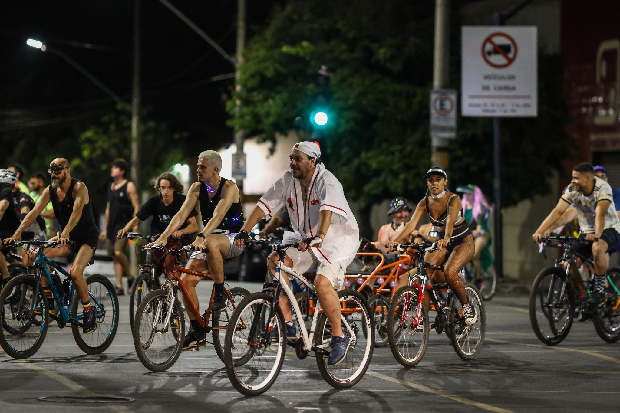 Bloco da Bicicletinha reúne amor pelo Carnaval com paixão pelo ciclismo 