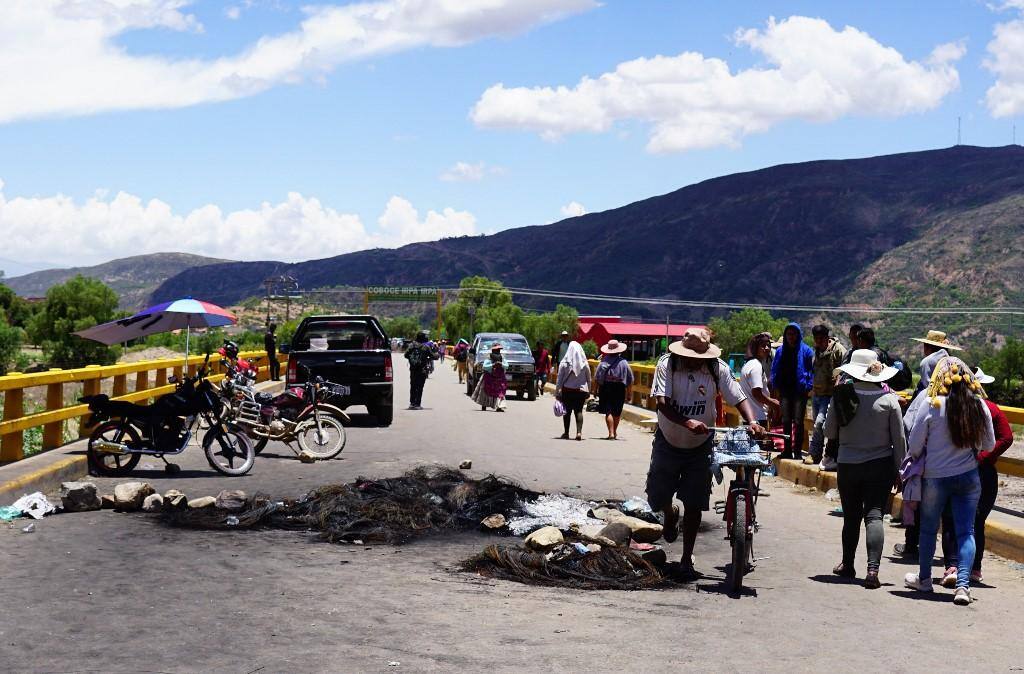 Bloqueio em travessia entre La Paz e Cochabamba
