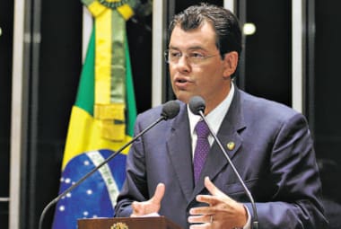 A agenda, que será entregue na próxima semana ao ministro de Minas e Energia, Eduardo Braga, propõe o fim da exclusividade da Petrobras no pré-sal