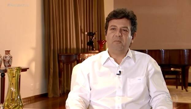 Luiz Henrique Mandetta disse ao 'Fantástico', da TV Globo, que é preciso manter o isolamento social