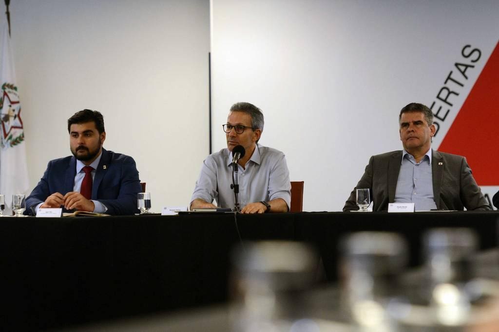 Igor Eto, Romeu Zema e Paulo Brant em reunião no governo