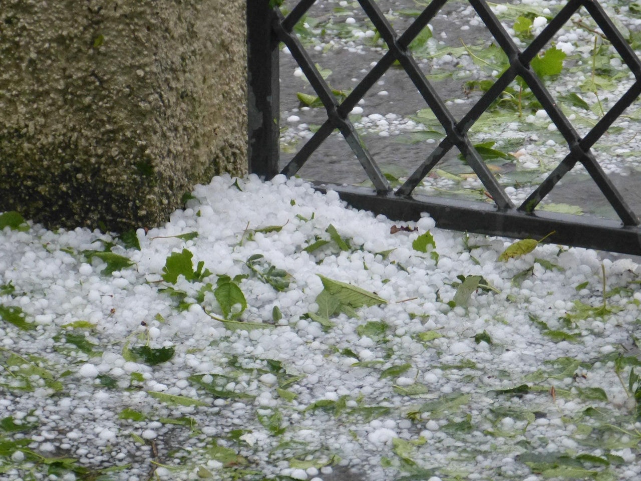 Foto ilustrativa de granizo